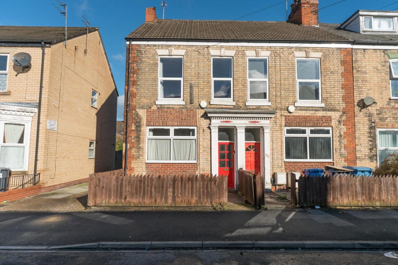 3 Bedroom Saks - 2 Living Area House In Newland Ave Hull Kingston upon Hull Extérieur photo